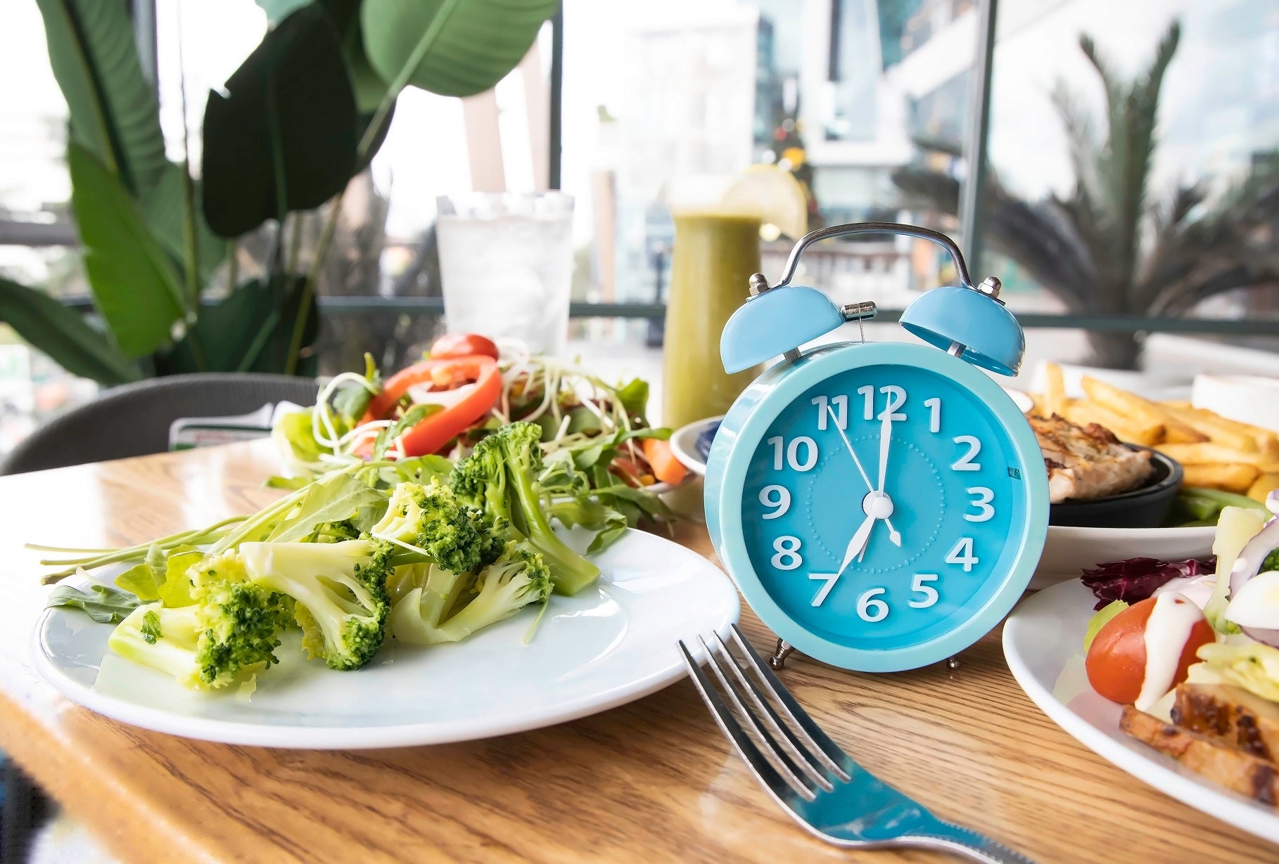 5 Ways to Start Intermittent Fasting
